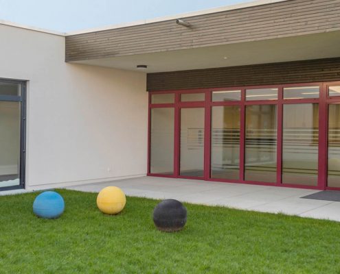 Kita Eggstein mit stilum Spielplatzgeraeten 3