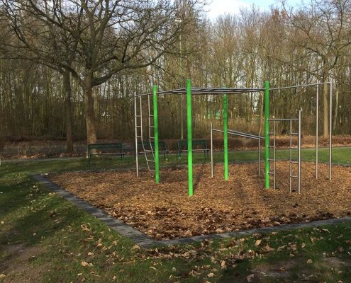 Spielplatz in Meerbusch Calisthenics Anlage