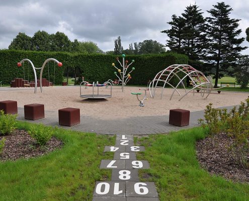 Spielplatz in elhager lettland_1