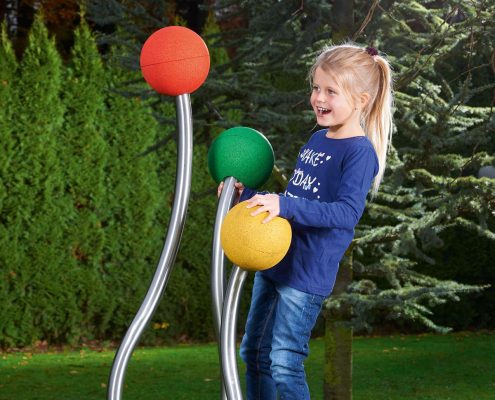 Spielpunktgeraet ohne Fallschutz flova tria_4