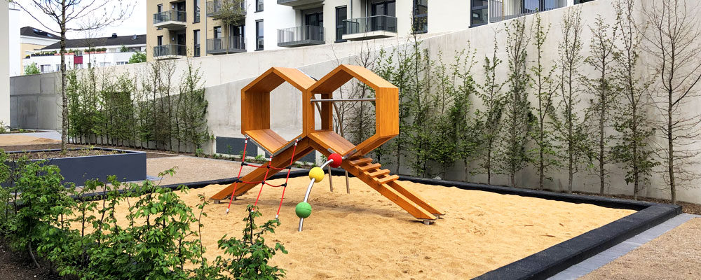 stilum Spielgeräte in Wohnquartier